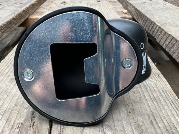 Flaschenöffner - Deutscher Stahlhelm M35 - massiv